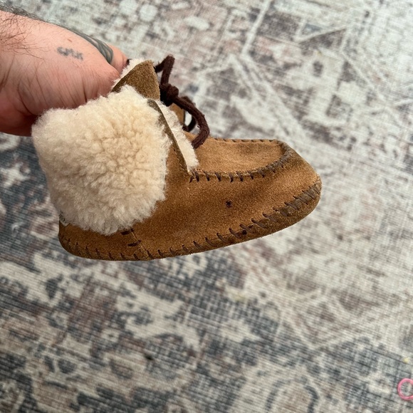 UGG INFANT SPARROW BOOTS 4C - Picture 1 of 9